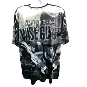 Modern Wise Guys Graphic T-Shirt – MOJO USA – Size 2XL (25x32)